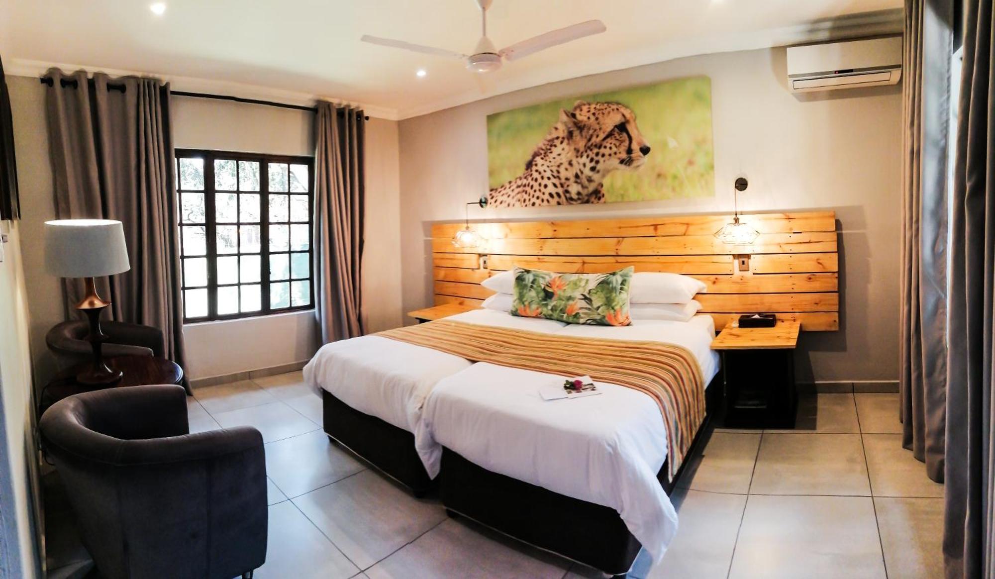 Emdoneni Lodge With Zululand Cat Conservation Project Hluhluwe Exterior foto